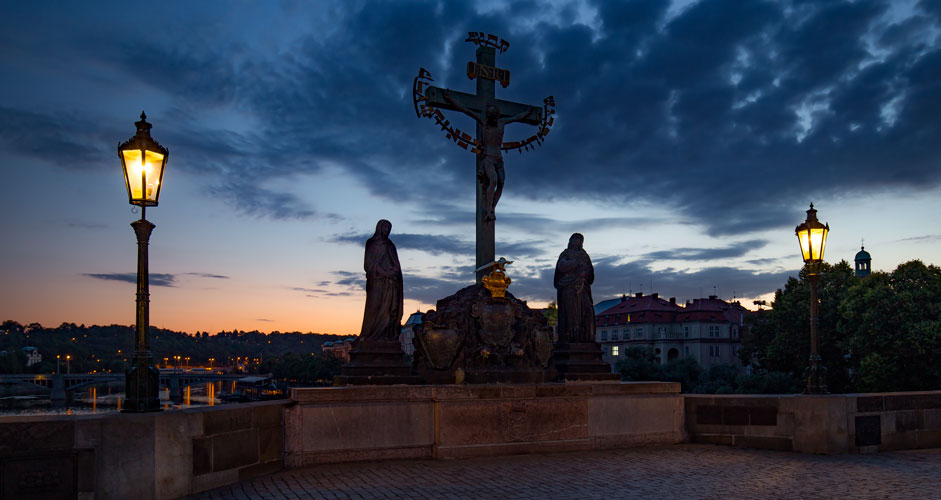 Charles Bridge, Crucifix and Calvary statue