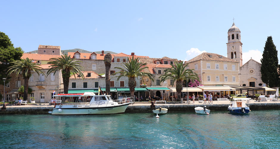 Seaside restaurants in Cavtat