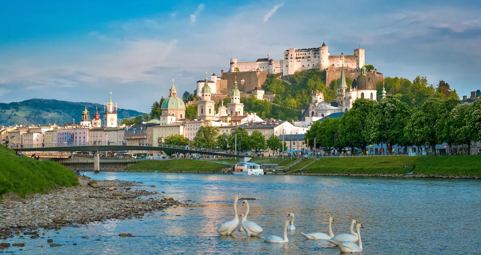 Mönchsberg and Hohensalzburg