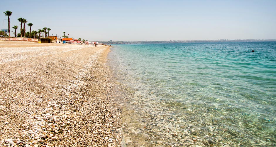The Konyaalti pebble stone beach.