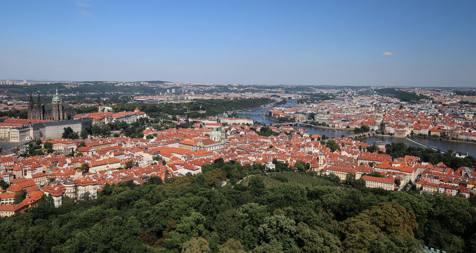 Best Photo Spots in Prague - Petrin Tower