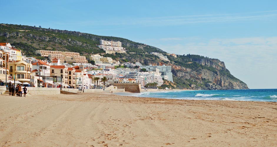 Sesimbra beach