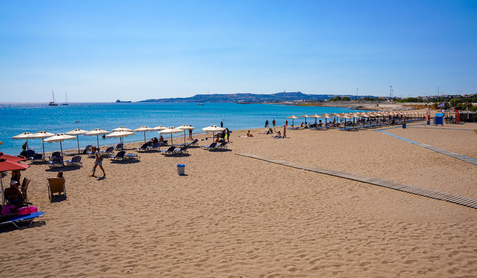 Zefyros Beach